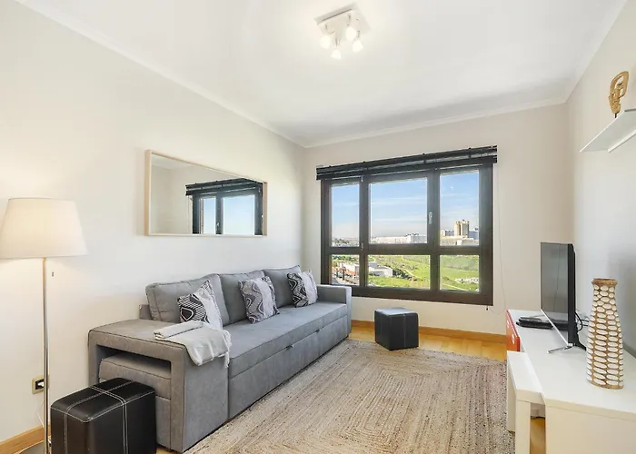 公寓 Spacious 2br With Free Parking In By Soulplaces