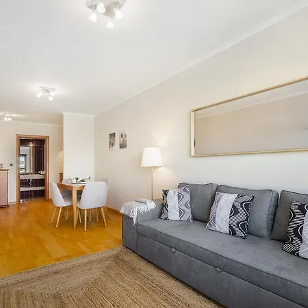 Spacious 2br With Free Parking In By Soulplaces Lejlighed Lisboa