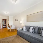 Spacious 2br With Free Parking In By Soulplaces Apartment Lisbon